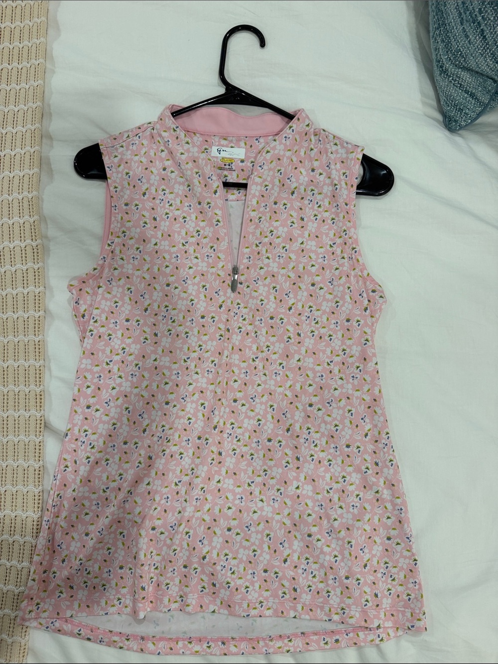 Women’s Pink Floral Sleeveless Top with Front Zip
